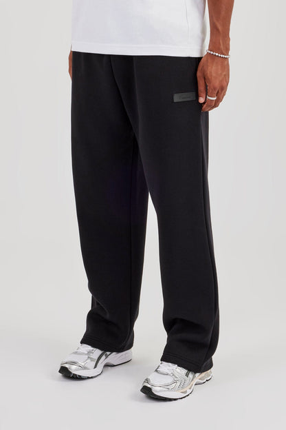 Logo Tab Relaxed Jogger  Black - Kick Game