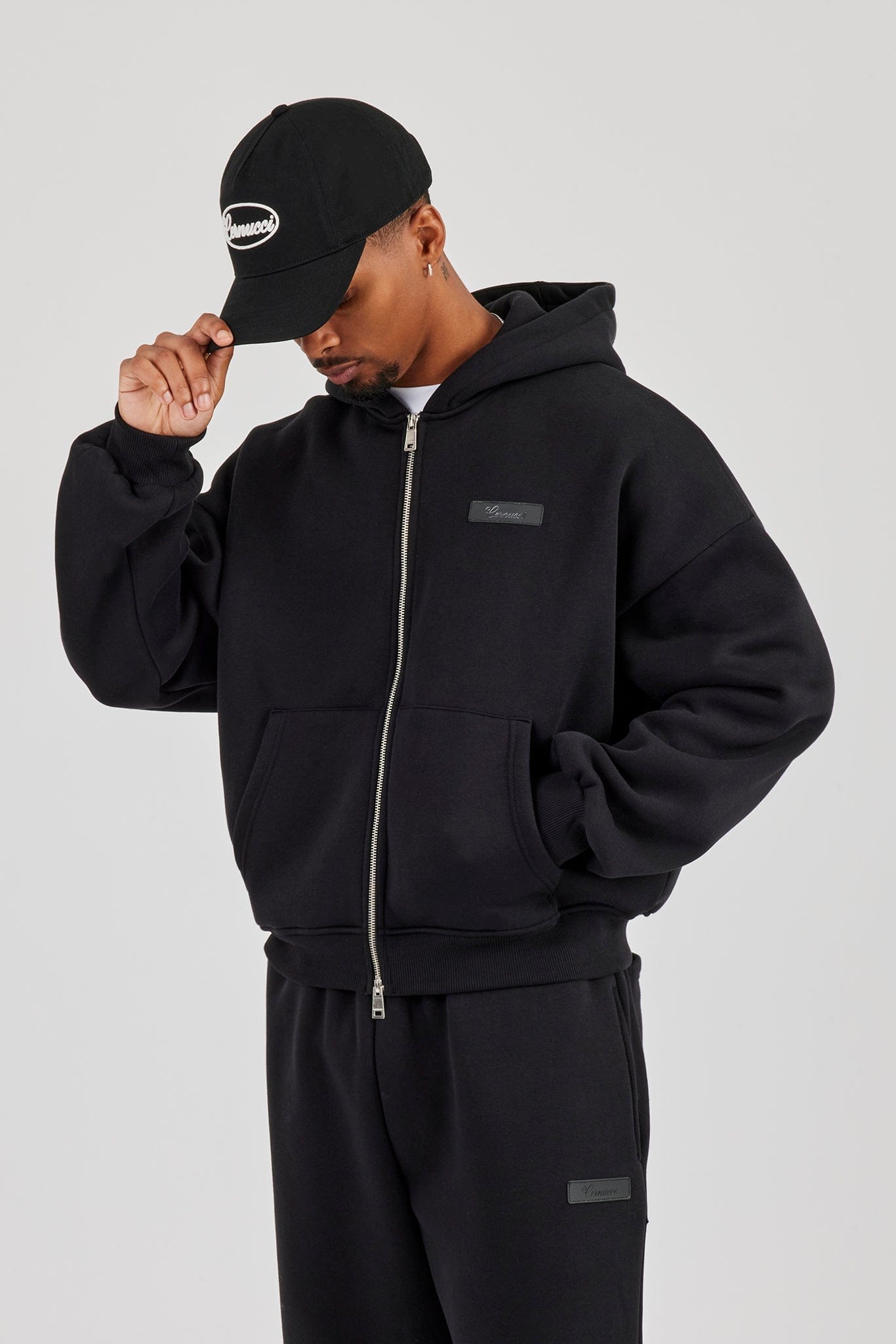 Logo Tab Zip Hoodie  Black - Kick Game