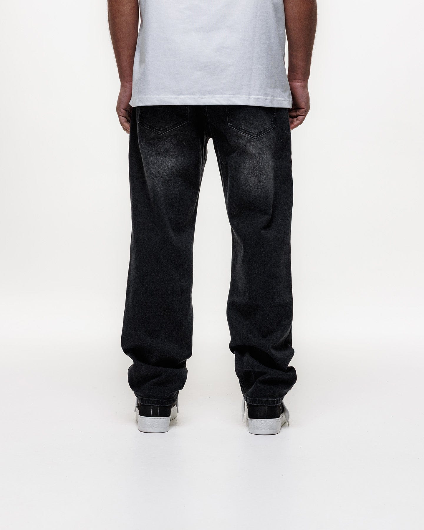 Magiri Core Straight Jeans 'Black' - Kick Game