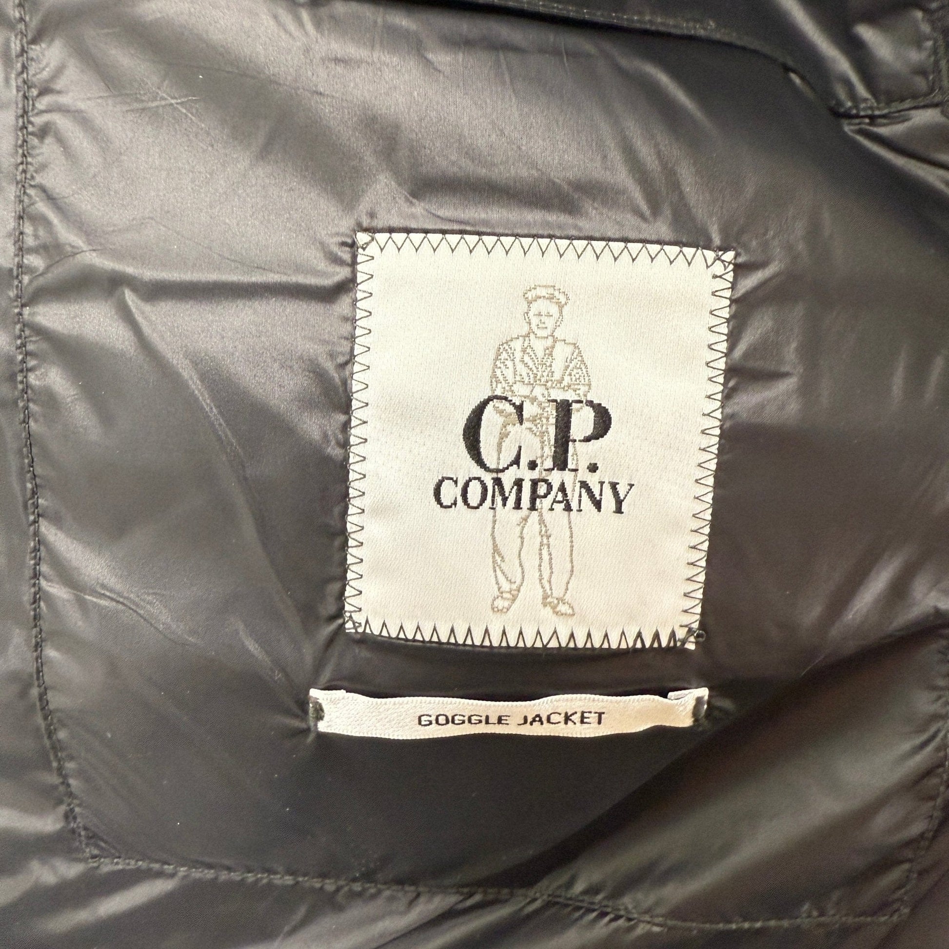 CP Company D.D. Padded Goggle Down Jacket Black - Kick Game