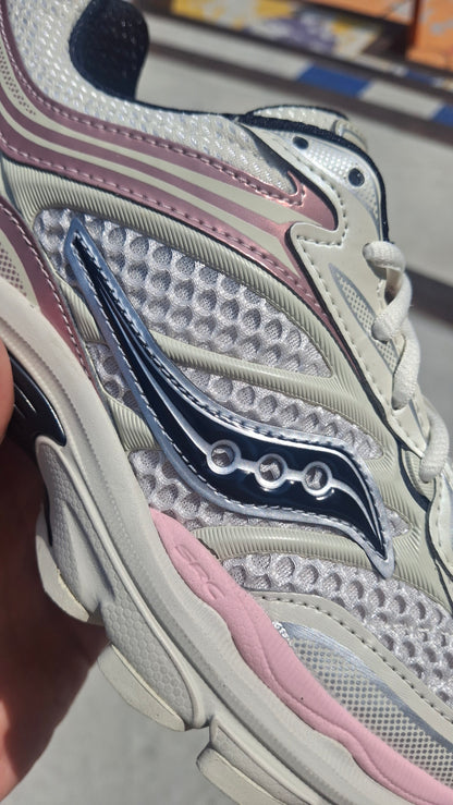Saucony Progrid Omni 9 'Eggshell Touch' - Kick Game