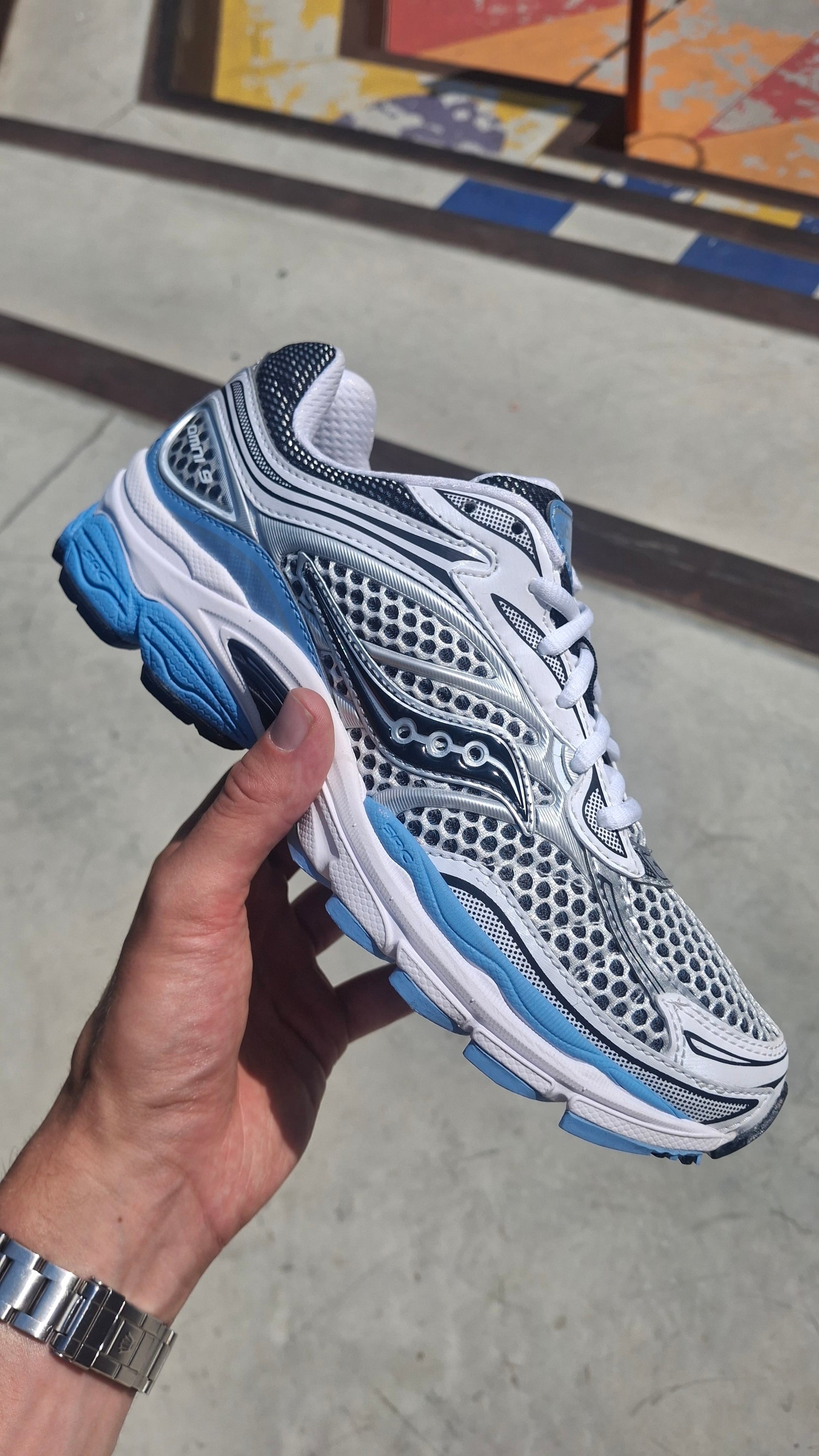 Saucony Progrid Omni 9 OG 'Blissful White' - Kick Game