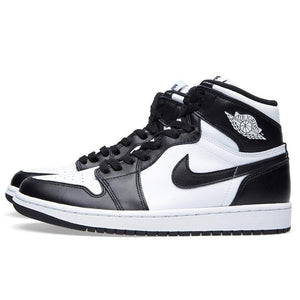 AIR JORDAN 1 RETRO HI OG 'BLACK-WHITE'