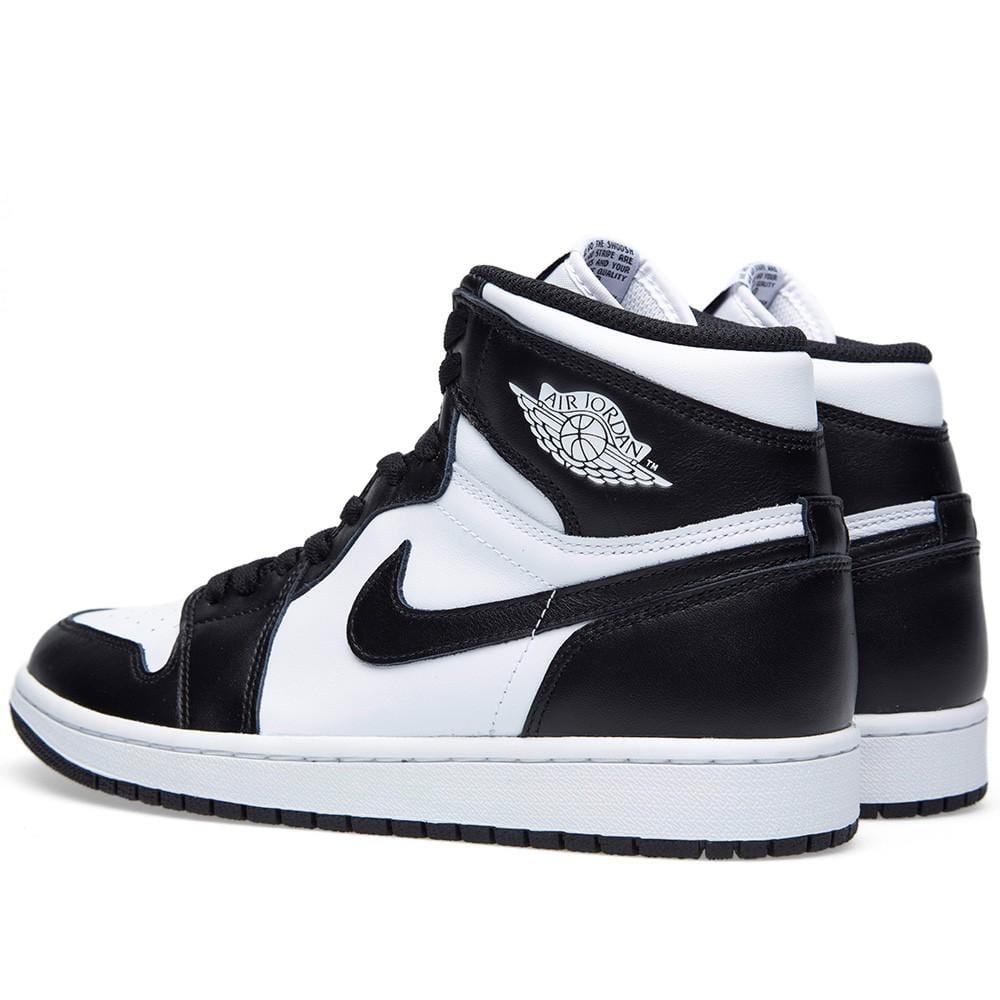 AIR JORDAN 1 RETRO HI OG 'BLACK-WHITE' - Kick Game