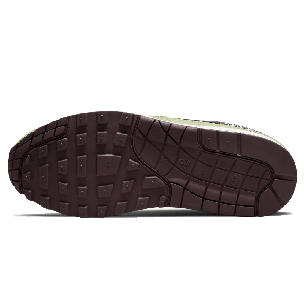 Huaraches black 2025 friday deals