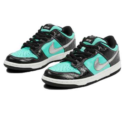 Diamond Supply Co. x Nike Dunk Low Pro SB 'Tiffany' - Kick Game