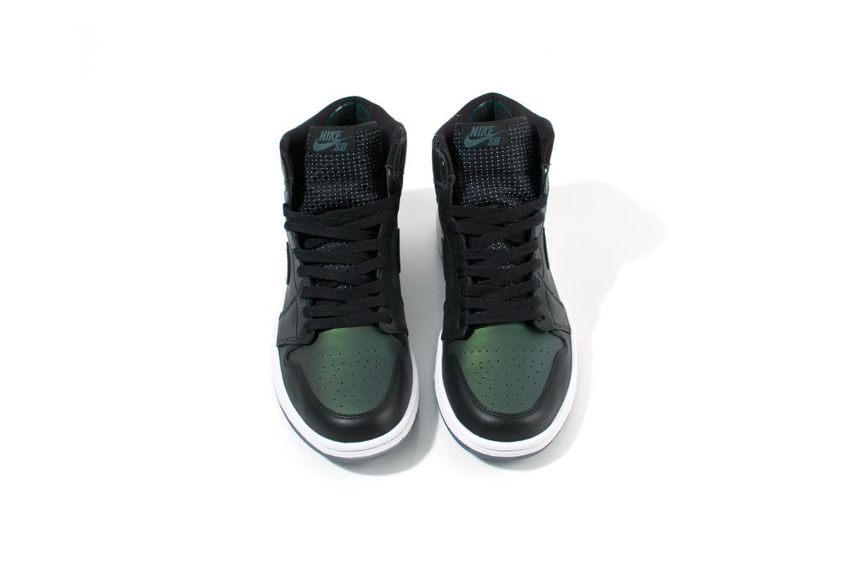 Nike SB Air Jordan 1 QS 'Iridescent Green-Black' - Kick Game