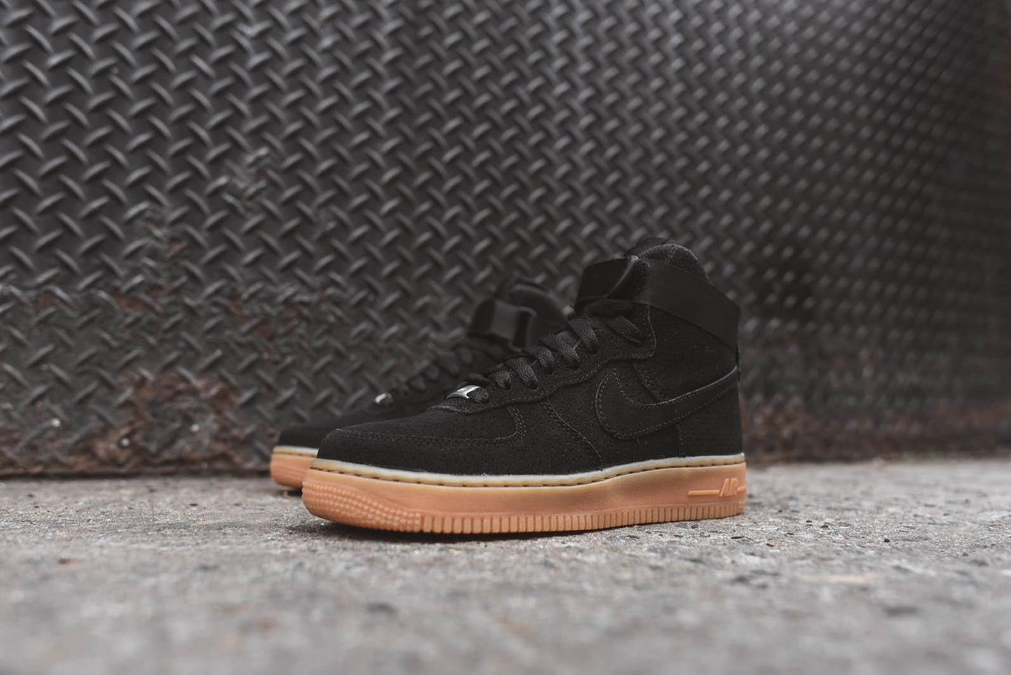 Nike WMNS Air Force 1 Hi Suede Black - Kick Game