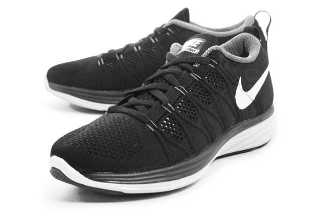 NIKE WMNS FLYKNIT LUNAR2 - BLACK - Kick Game