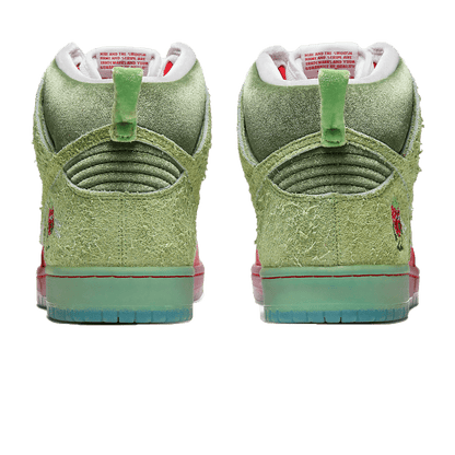 Nike Dunk High SB 'Strawberry Cough' - Kick Game