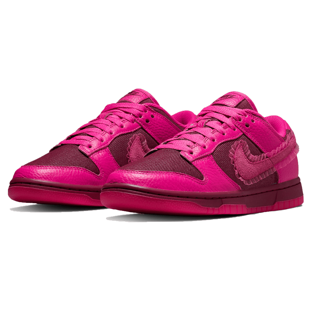 Nike Wmns Dunk Low 'Valentine's Day' - Kick Game