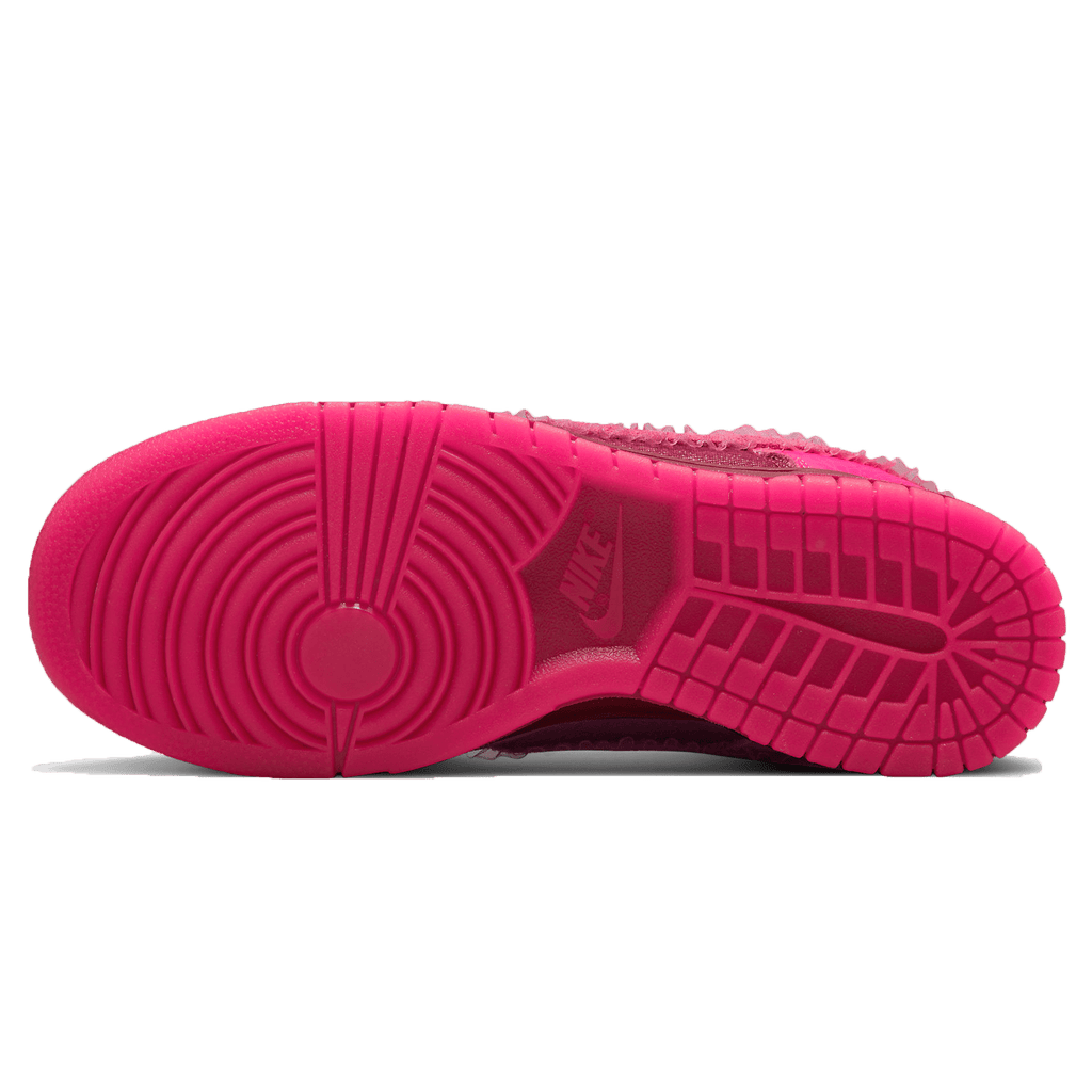 Nike Wmns Dunk Low 'Valentine's Day' - Kick Game