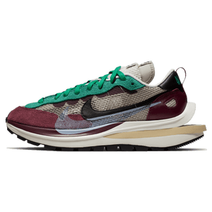 Sacai x Nike VaporWaffle SP 'Villain Red'