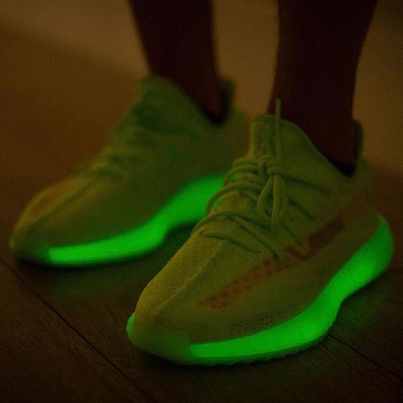 350 v2 green glow