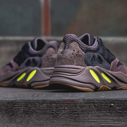 Adidas Yeezy Boost 700 Mauve - Kick Game