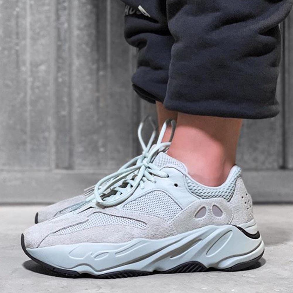 【送料込 28㎝】adidas YEEZY BOOST 700 SALT