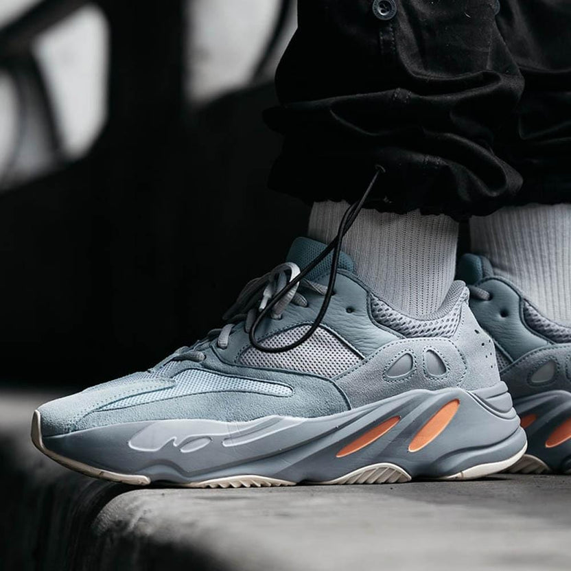 adidas yeezy 700 uk