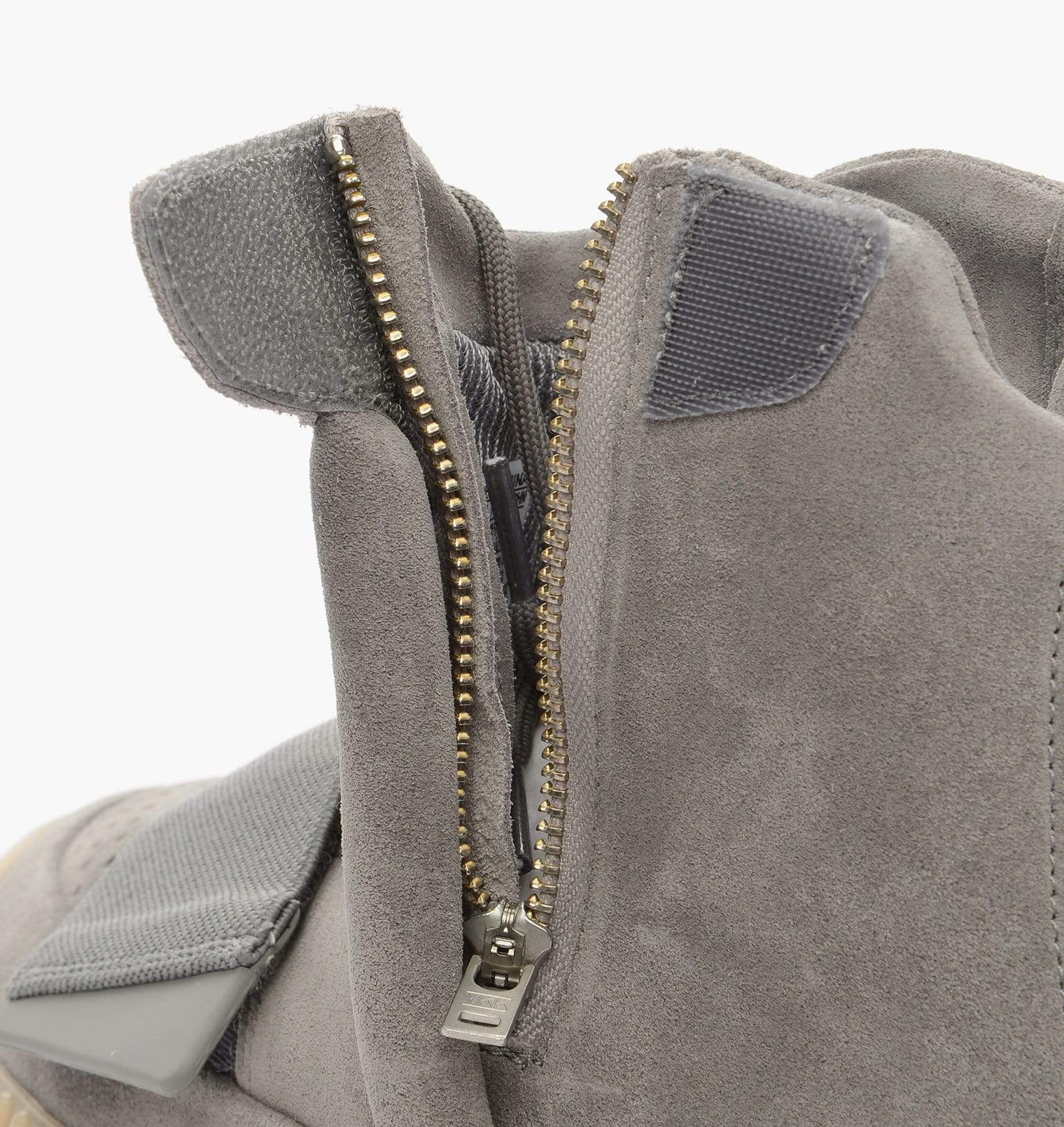 Adidas Originals Yeezy 750 Boost Light Grey-Gum - Kick Game