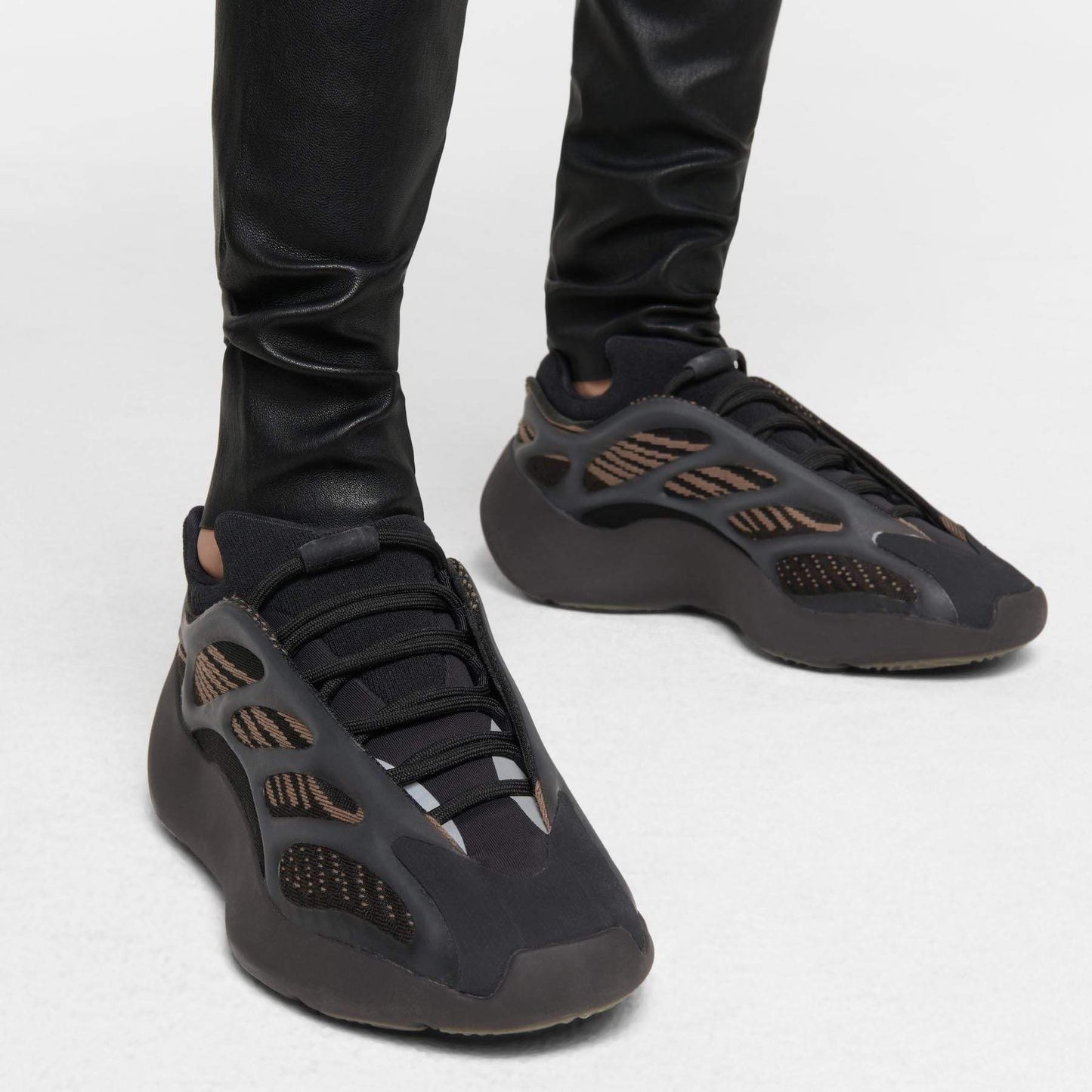 adidas Yeezy 700 V3 'Clay Brown' - Kick Game