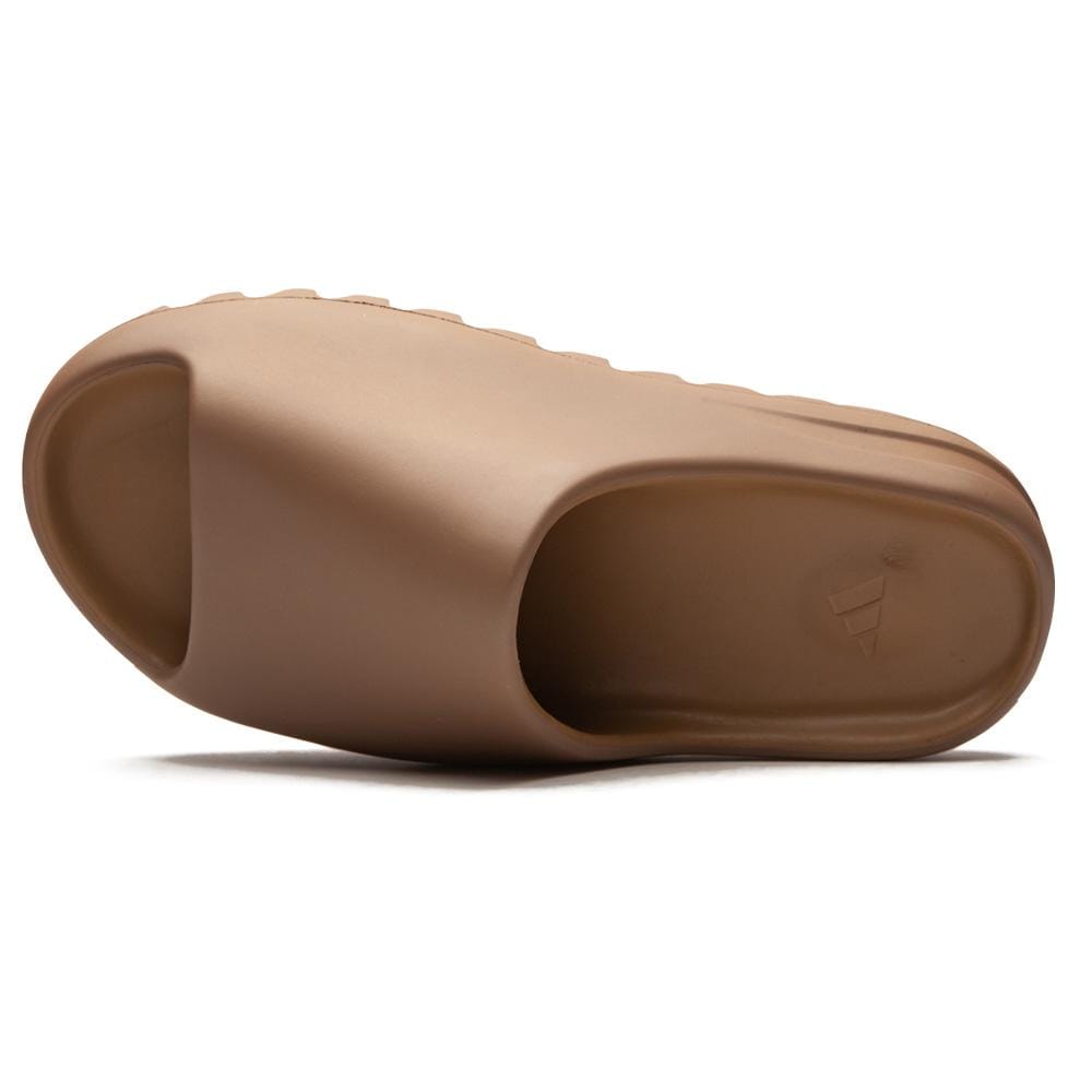 Yeezy Slides 'Core' - Kick Game