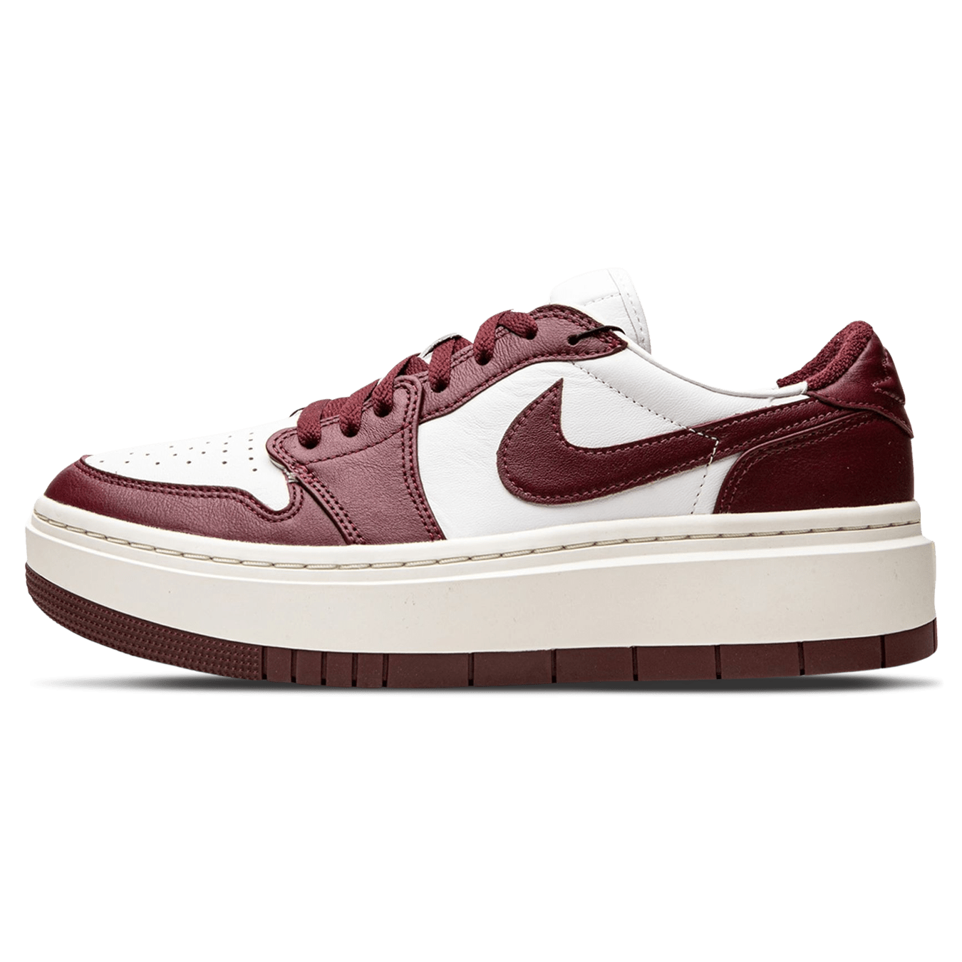 NIKE AJ1 JORDAN ELEVATE LOW 厚底 スニーカー 完売品(Air NIKE AJ1 JORDAN ELEVATE LOW 厚底 スニーカー 完売品(Air