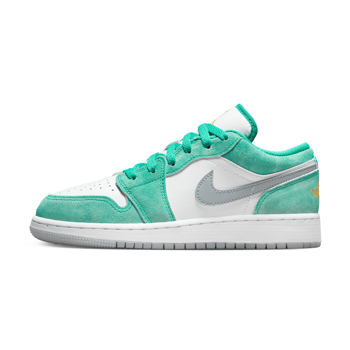 and Nikes 200e Jordan brand are teaming up again Low SE GS 'New Emerald' - CerbeShops