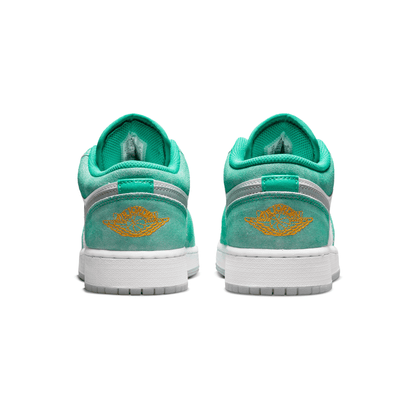 Air Jordan 1 Low SE GS 'New Emerald' - Kick Game