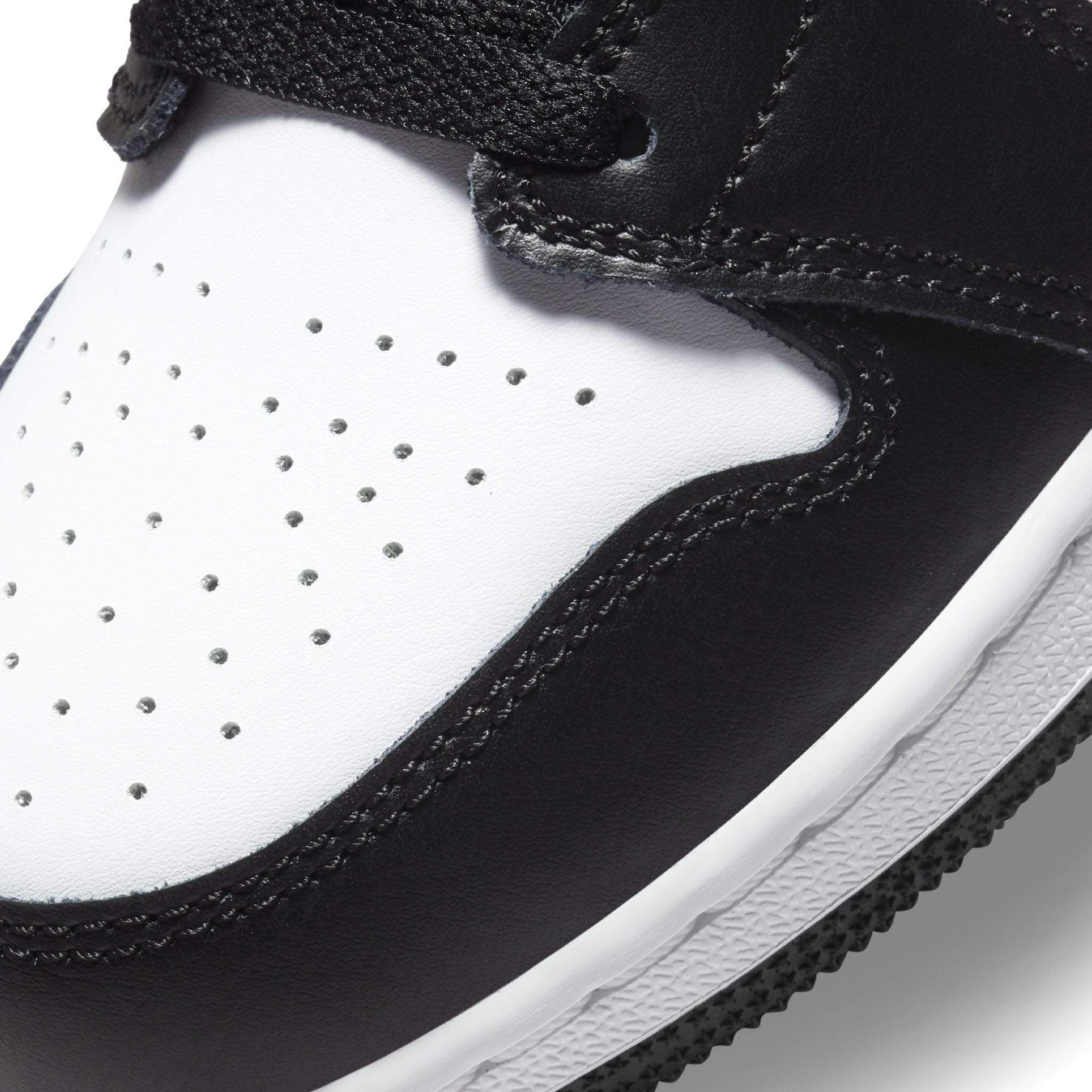 Air Jordan 1 Mid GS 'Racer Blue' - Kick Game