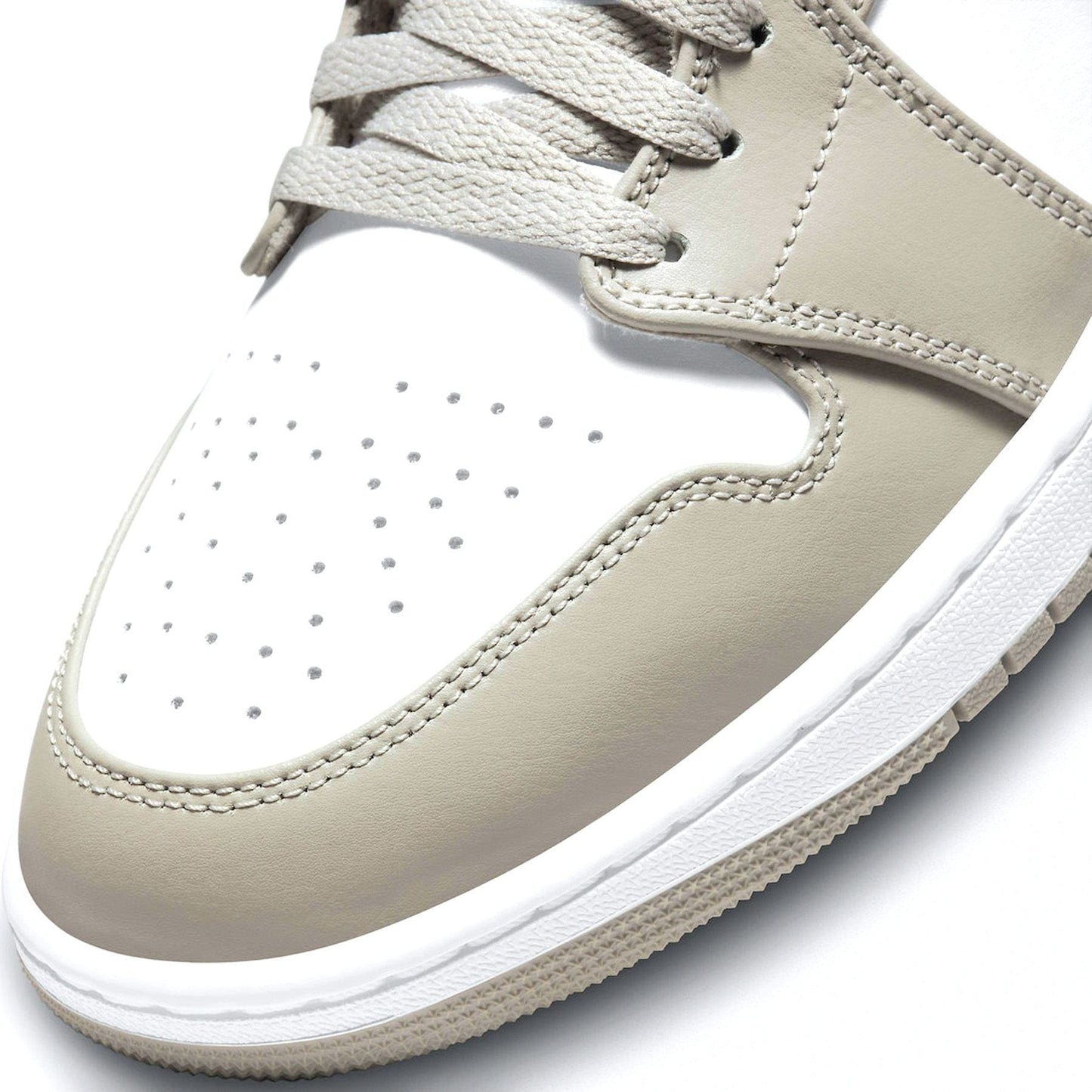 Air Jordan 1 Mid 'Linen' - Kick Game