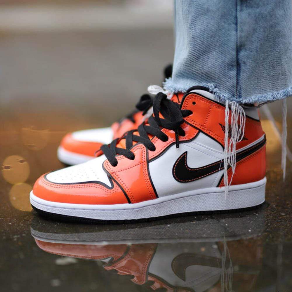 Air Jordan 1 Mid SE 'Turf Orange' - Kick Game
