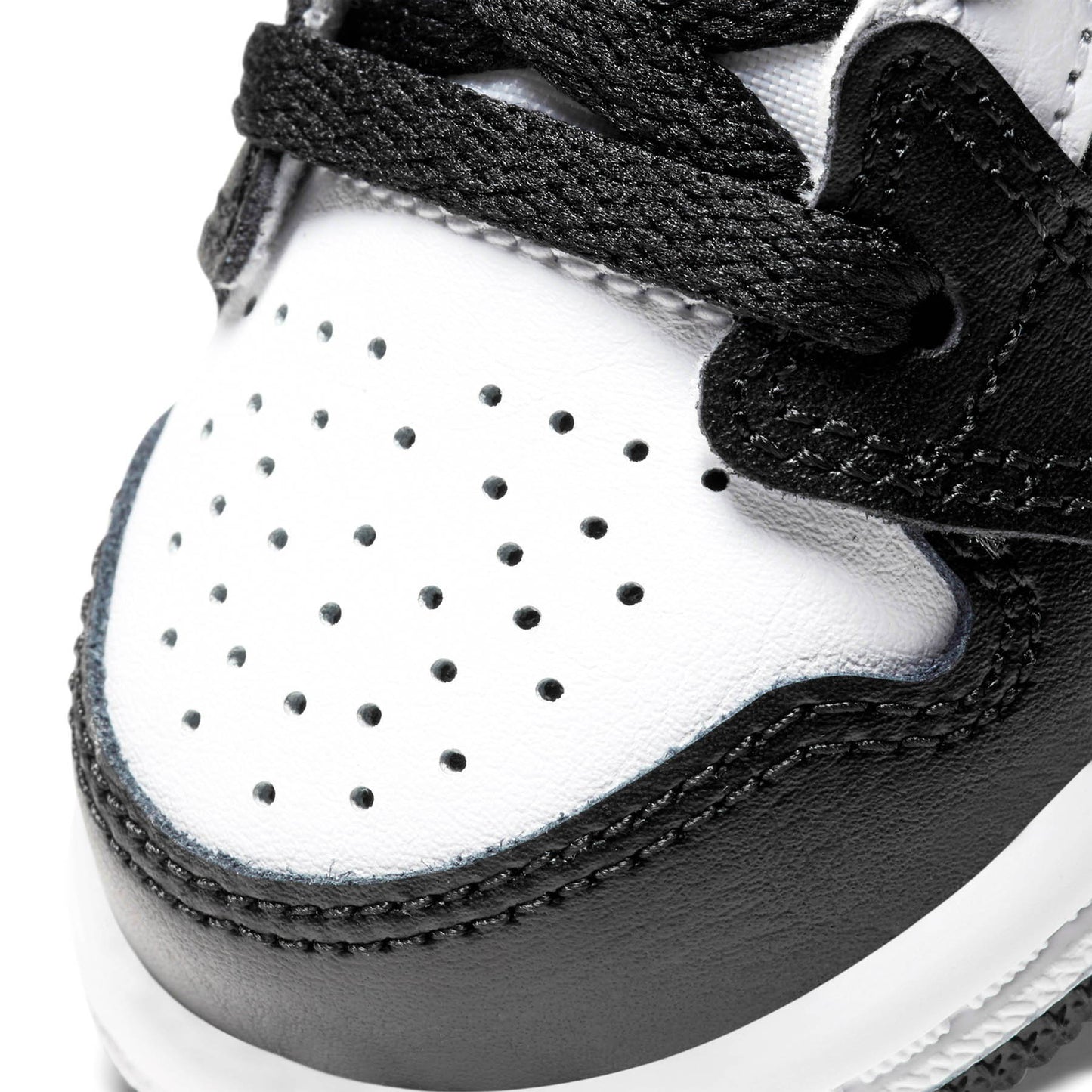 Air Jordan 1 Mid TD 'White Shadow' - Kick Game