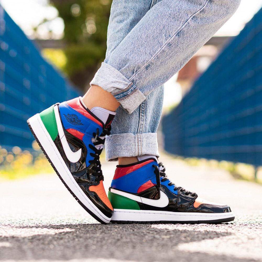 Air Jordan 1 Wmns Mid SE 'Multi Patent' - Kick Game
