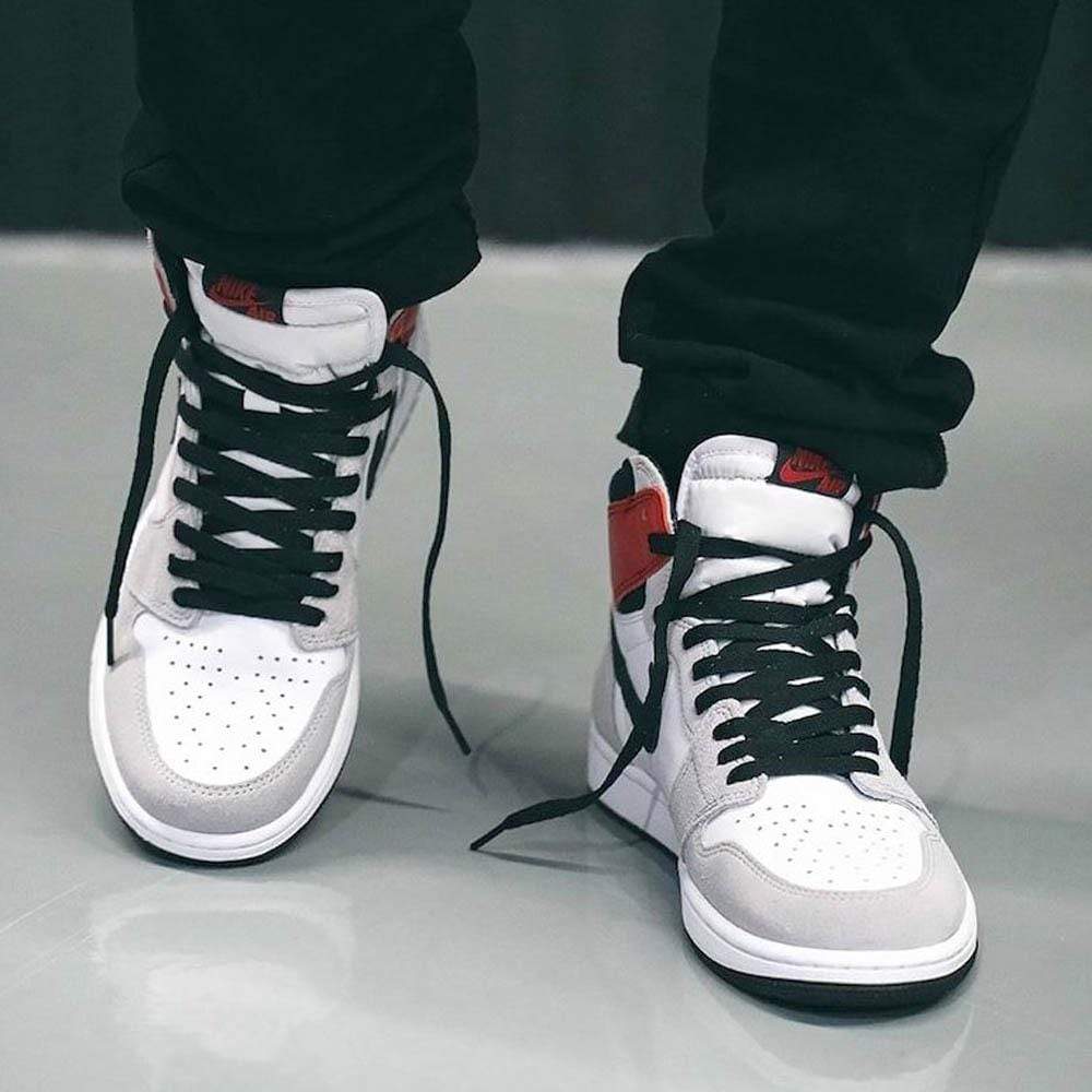 Air Jordan 1 Retro High OG 'Smoke Grey' - Kick Game