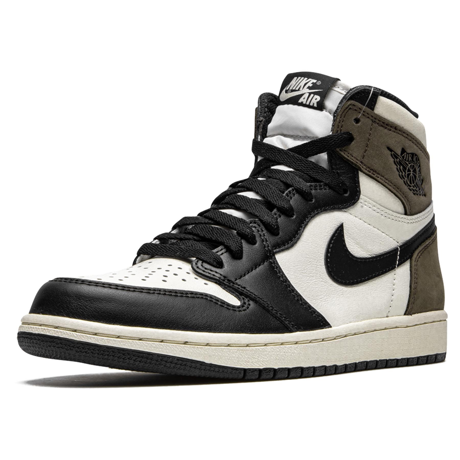 Air Jordan 1 Retro High OG Dark Mocha Kick Game