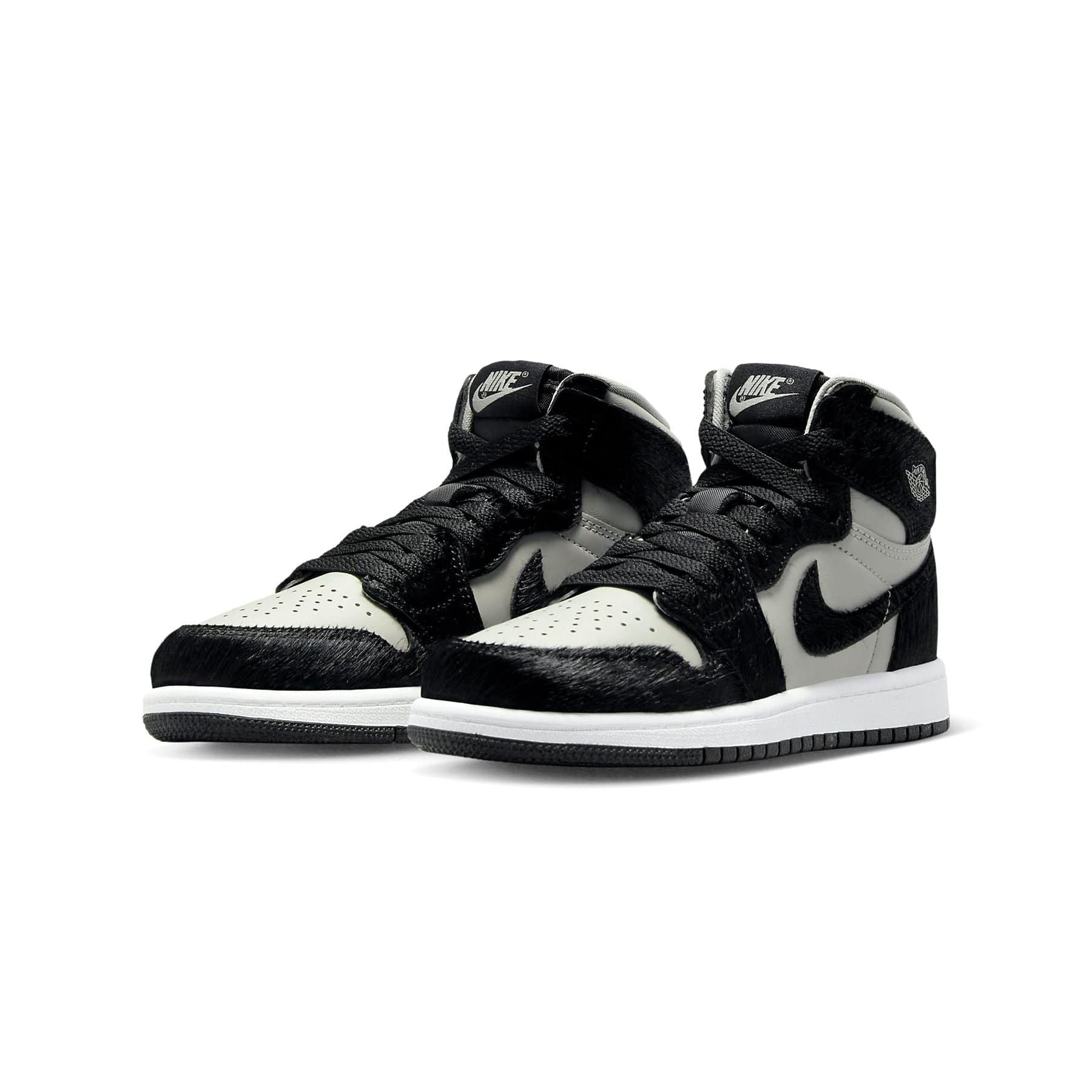NIKE JORDAN 1 RETRO HIGH OG (PS) 22センチ JORDAN BRAND JORDAN 1 RETRO HIGH OG (PS) WHITE/UNIVERSITY