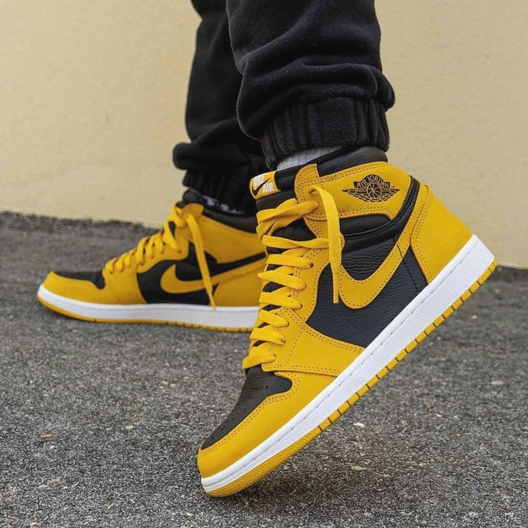 Jordan1 Retro High Pollen