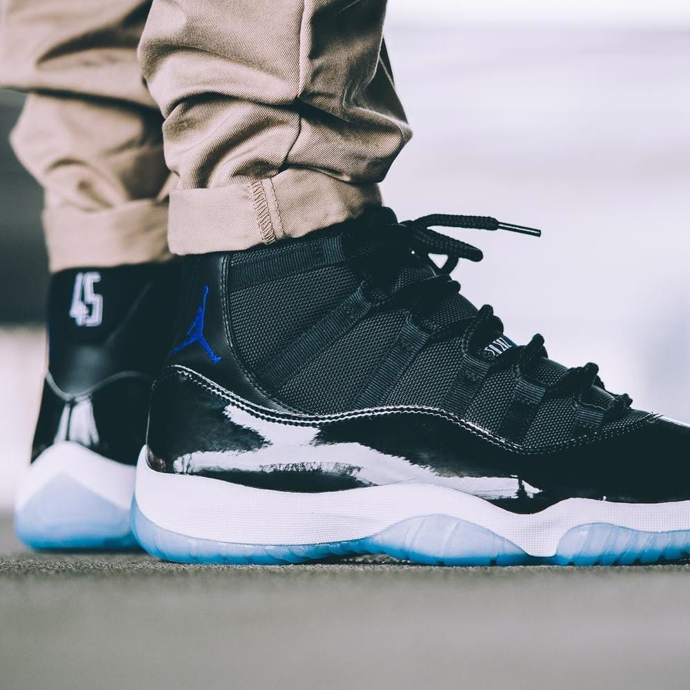 Air Jordan 11 GS Space Jam  Monster Mash - Kick Game