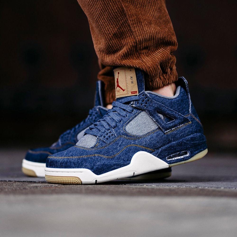 Levis x Air Jordan 4 Retro "Navy" - Kick Game