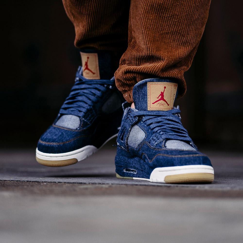 Levis x Air Jordan 4 Retro "Navy" - Kick Game