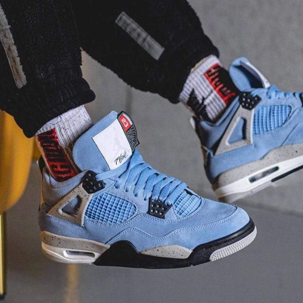 NIKE AIR JORDAN 4 RETRO UNIVERSITY BLUEメンズ