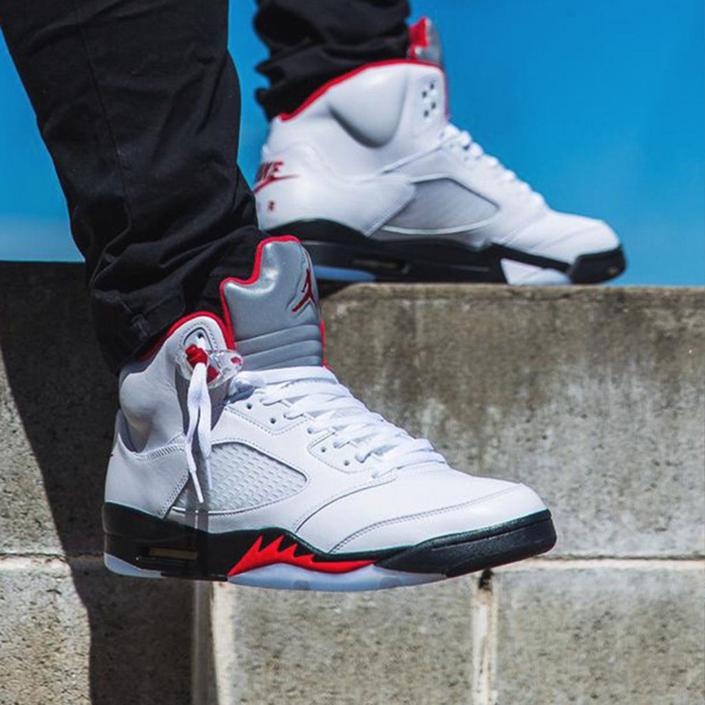 Fire Red Mens Jordan Retro Jordan Retro White Red New Arrivals