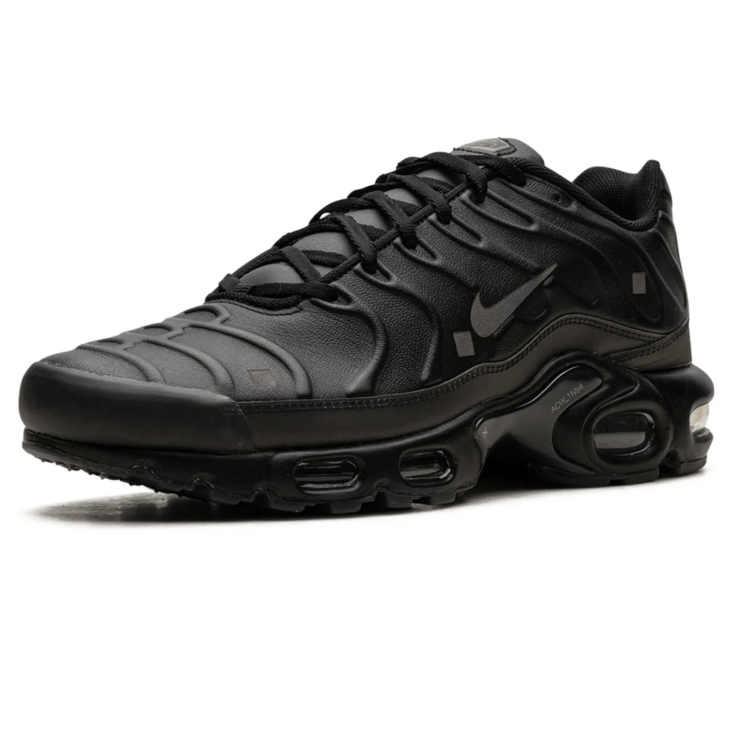 Air Max Plus x A Cold Wall Black Kick Game