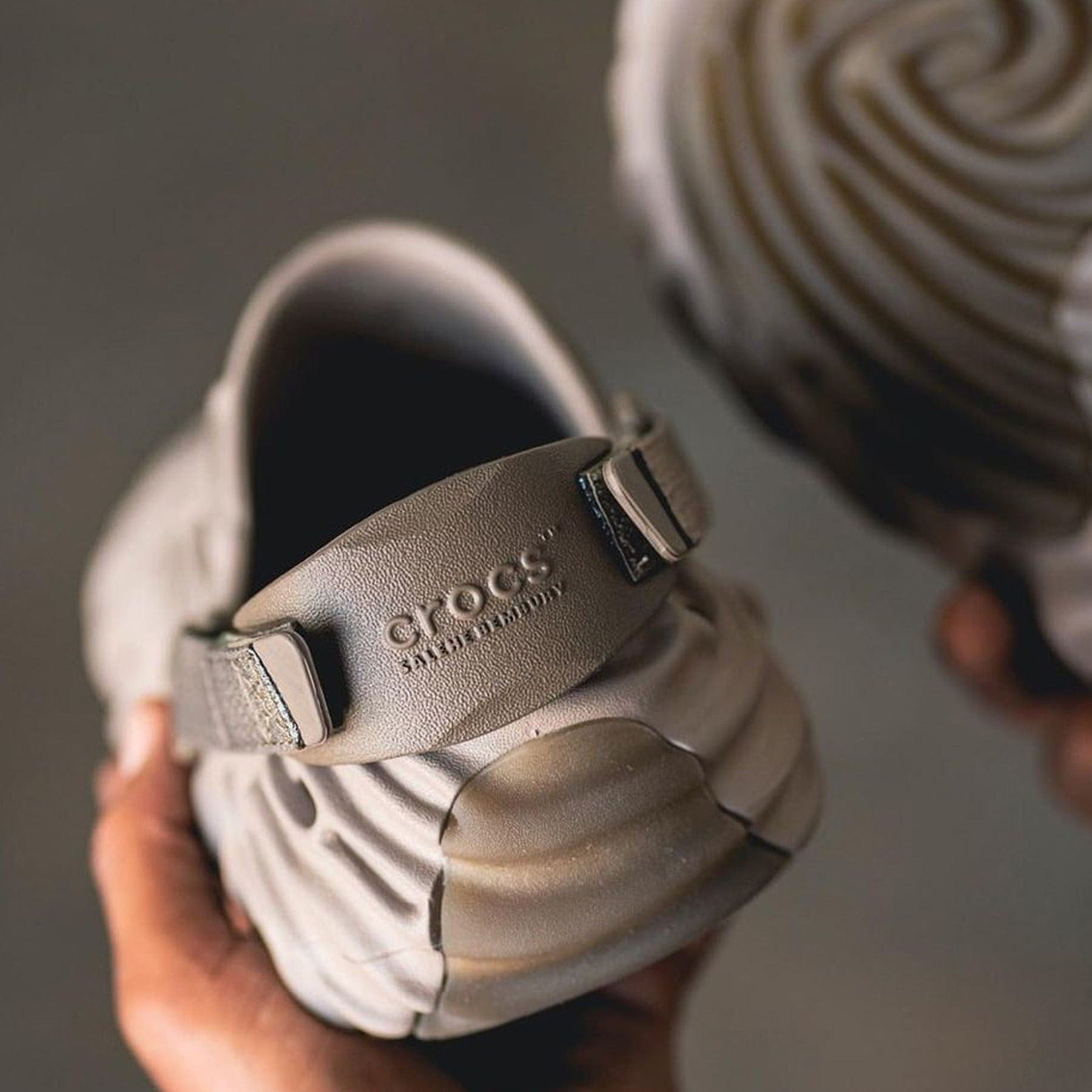 Salehe Bembury x Crocs Pollex Clog ‘Brown’ - Kick Game