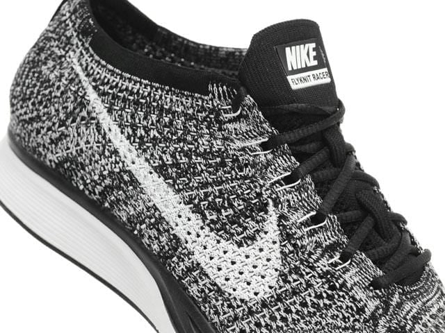 Nike Flyknit Racer Oreo 2 Black White Kick