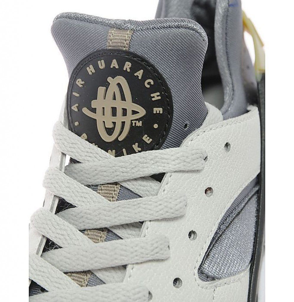 Nike Air Huarache "Light Ash Grey" - Kick Game