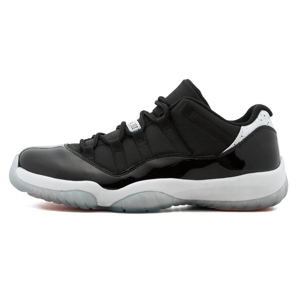 Air Jordan 11 Retro Low Infrared 23 Kick Game