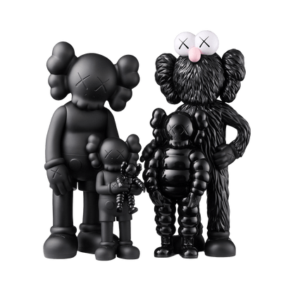 KAWS FAMILY Figures 'Black' - Kick Game
