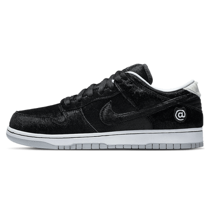 Medicom Toy x Dunk Low SB 'BE@RBRICK' - Kick Game