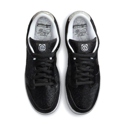 Medicom Toy x Dunk Low SB 'BE@RBRICK' - Kick Game