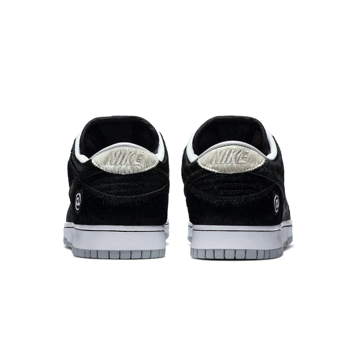 Medicom Toy x Dunk Low SB 'BE@RBRICK' - Kick Game